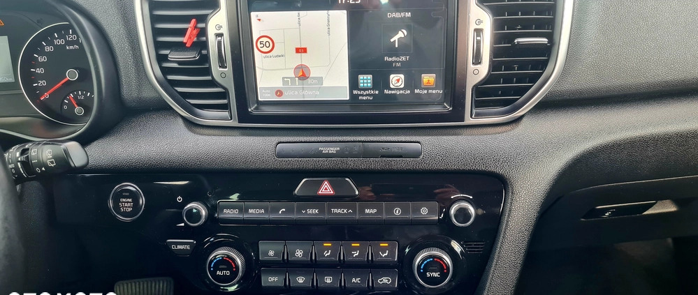 Kia Sportage cena 99999 przebieg: 26000, rok produkcji 2018 z Radłów małe 562
